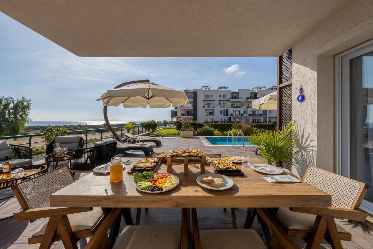 Thalassa Beach Family & Waterpark Resort Vokolidha Exterior photo