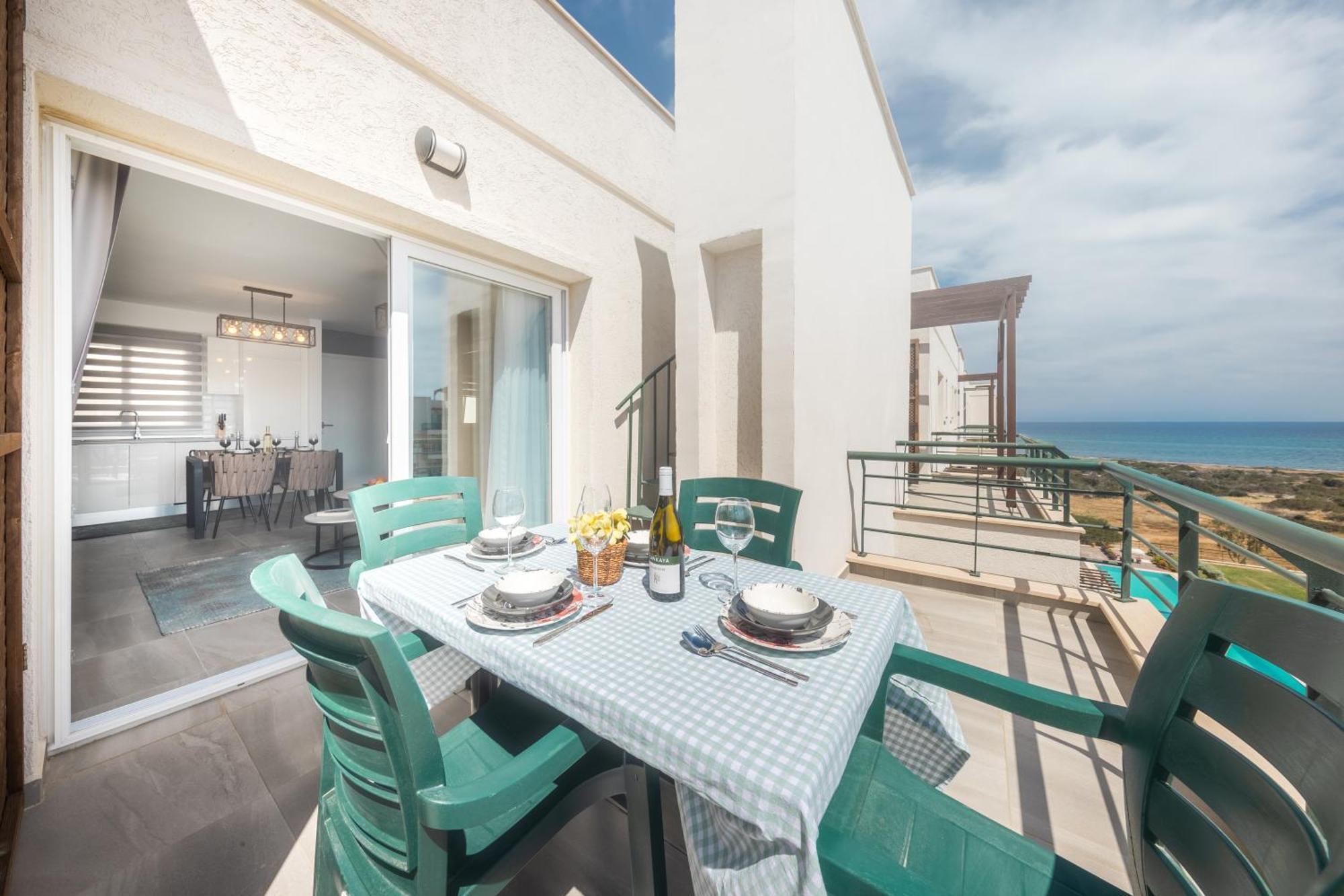 Thalassa Beach Family & Waterpark Resort Vokolidha Room photo